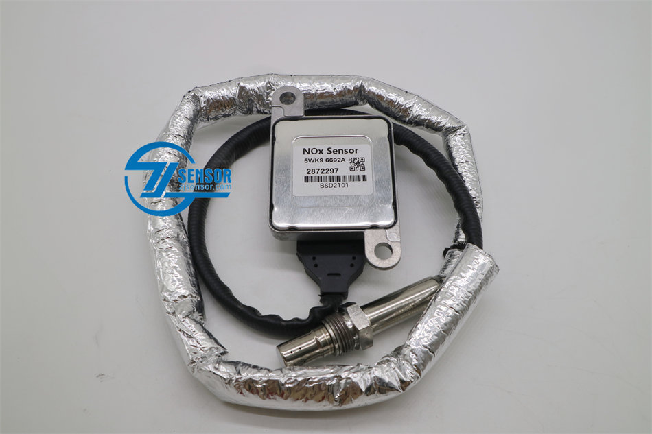 2872297 Nitrogen Oxide NOX Sensor 5WK9 6692A for Cummins 12V 1095mm